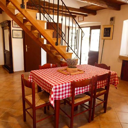 Casa Istriana Nona Pina Villa Kaštelir Екстериор снимка