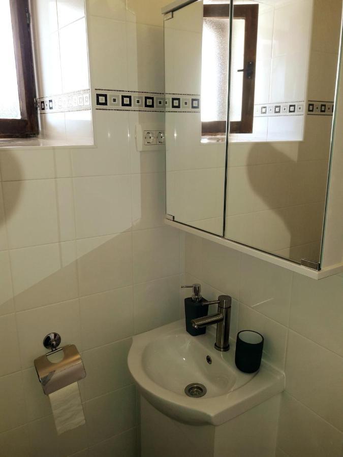 Casa Istriana Nona Pina Villa Kaštelir Екстериор снимка