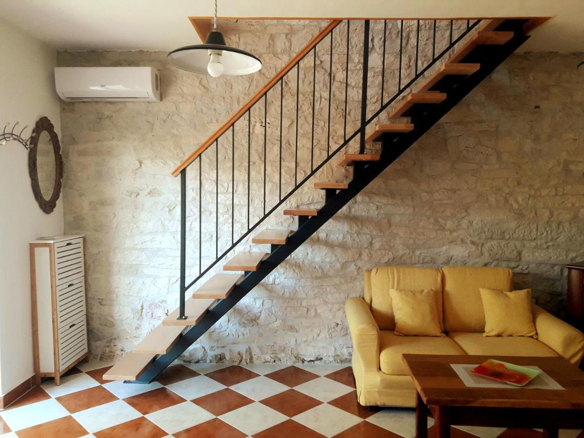 Casa Istriana Nona Pina Villa Kaštelir Екстериор снимка