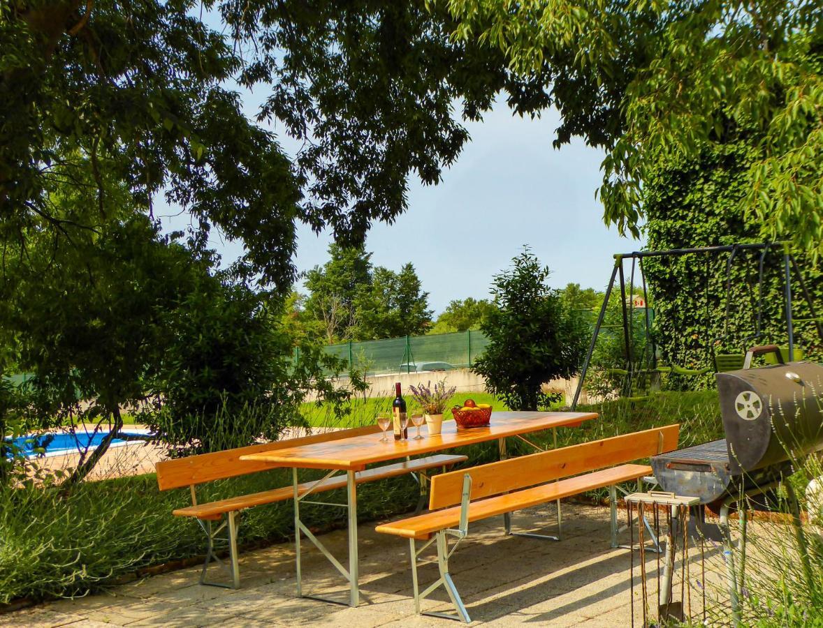 Casa Istriana Nona Pina Villa Kaštelir Екстериор снимка